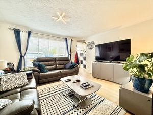 Photo 10- click for photo gallery